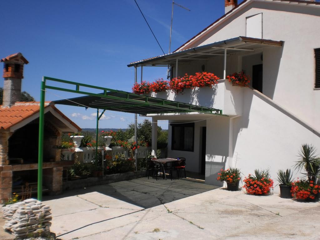 Apartments Rogocana Labin  Kamer foto