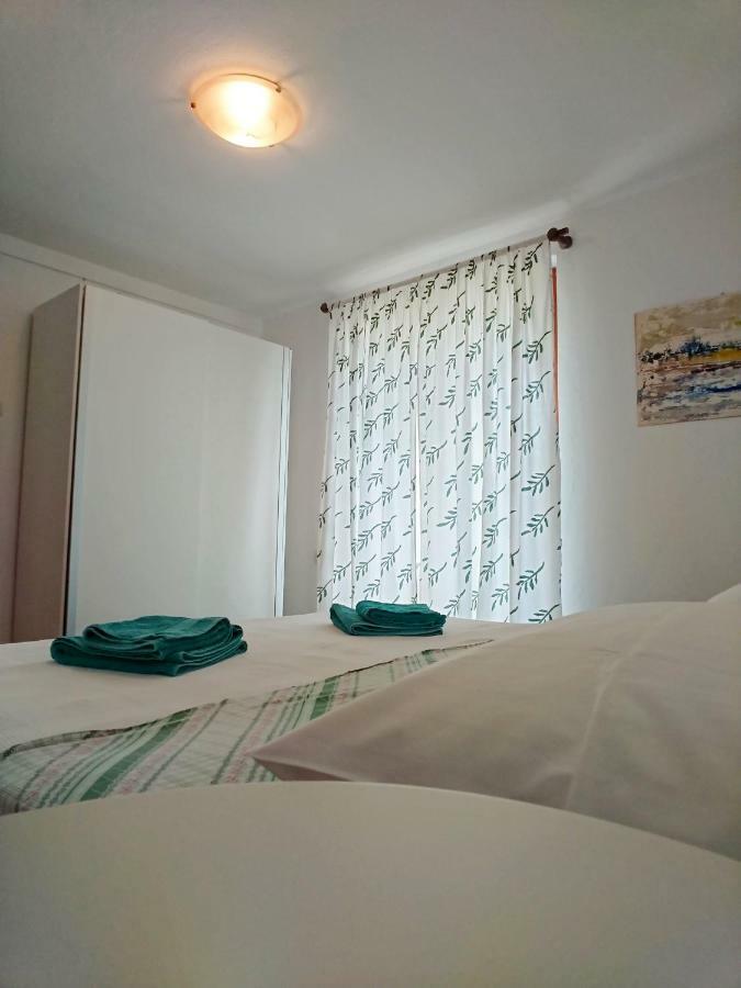Apartments Rogocana Labin  Buitenkant foto